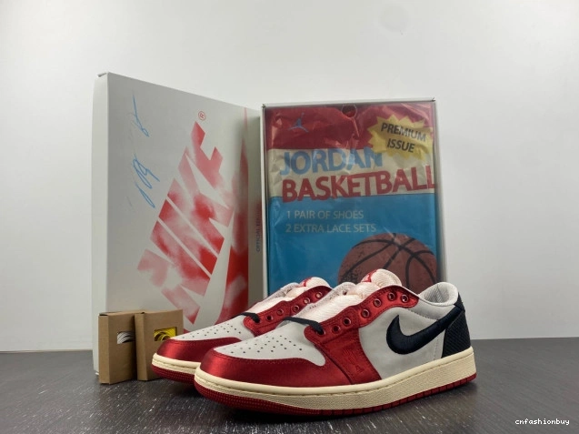 OG Air Trophy Low x Jordan Room Away 1 FN0432-100 0731
